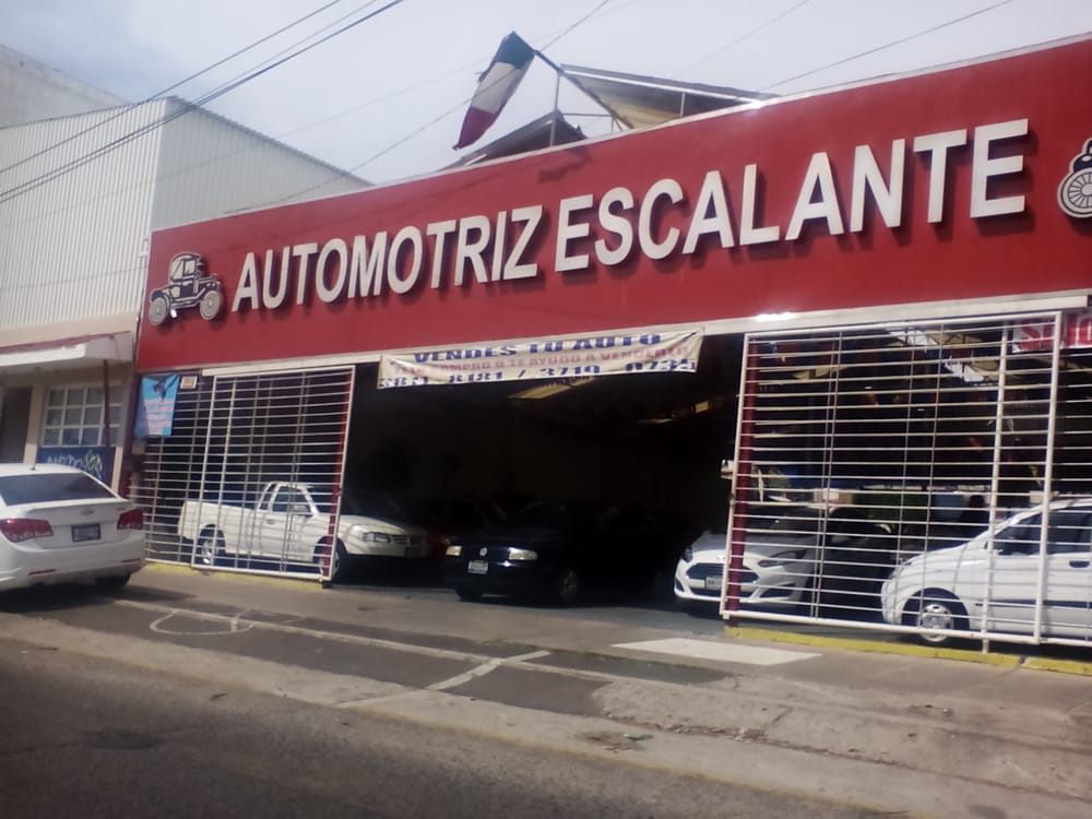 AUTOMOTRIZ ESCALANTE Av. Colón 2620, Jardines de la Cruz C.P. 44950