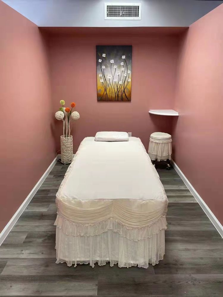SUNNY SPA Updated September 2024 Request an Appointment 825 E