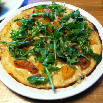 True Food Kitchen - Butternut squash pizza with gluten free crust (awesome!) - New American Near Me - Denver, Colorado