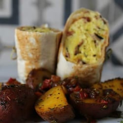 El Gimnasio de San Juan - Breakfast burritos! Delicious!