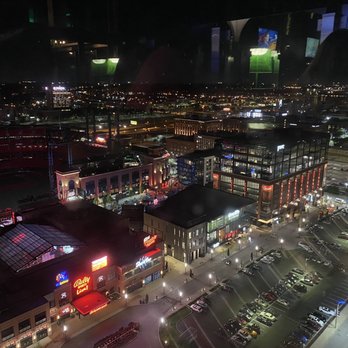 360 Rooftop Bar - Lounges Near Me - St. Louis, Missouri