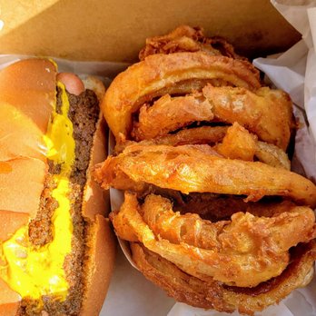The Varsity - Chili dog and onion rings - Burgers Near Me - Atlanta, Georgia The Varsity - Chili dog and onion rings - Burgers Near Me - Atlanta, Georgia