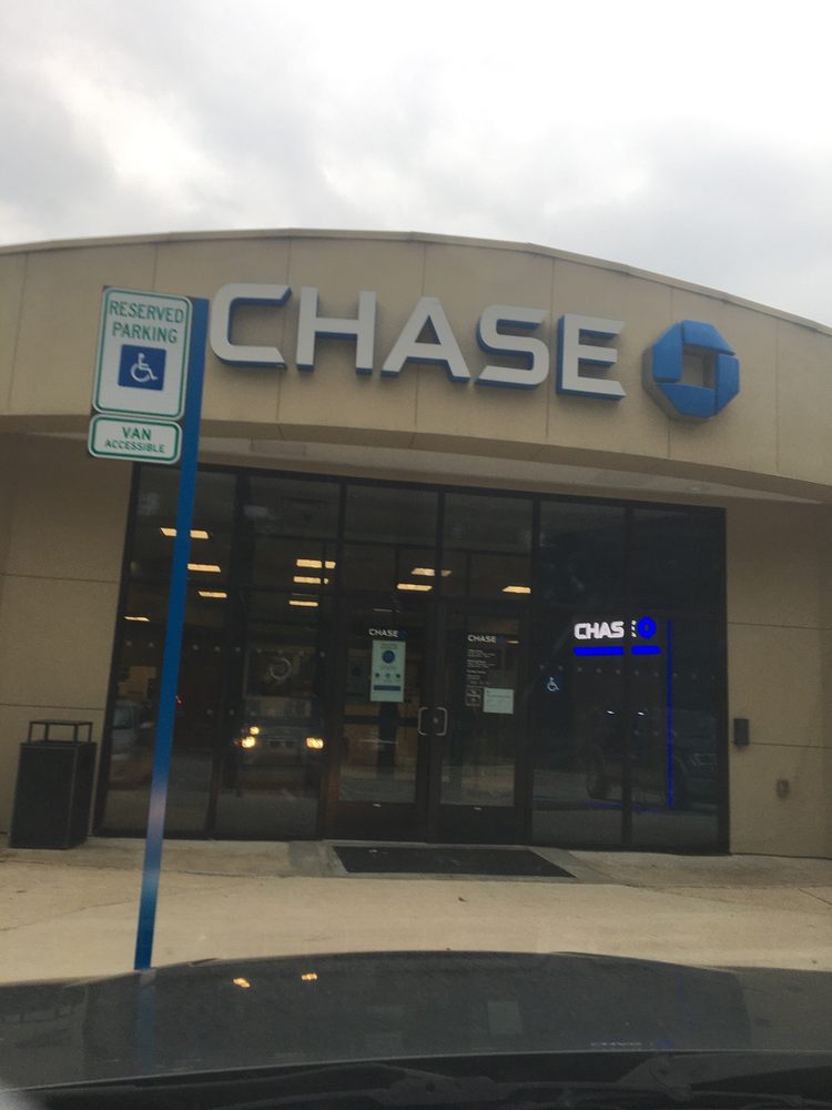 CHASE BANK Updated September 2024 3097 College Park Dr, The
