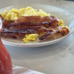 Crispy Bacon and eggs Crispy Bacon and eggs