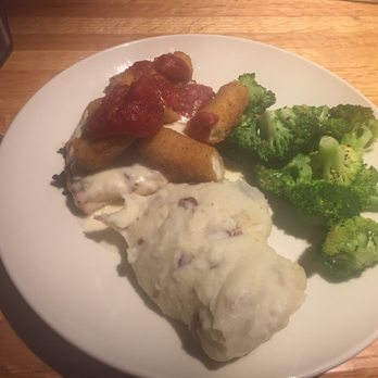 Applebee's Grill + Bar - Duo - mozzarella sticks on top of a chicken breast with sides of mashed potatoes & broccoli - American Near Me - Caledonia, Michigan Applebee's Grill + Bar - Duo - mozzarella sticks on top of a chicken breast with sides of mashed potatoes & broccoli - American Near Me - Caledonia, Michigan