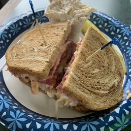 Classic Reuben with Tuna Macaroni Classic Reuben with Tuna Macaroni