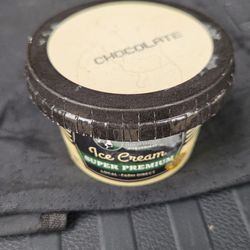 Rosa Brothers Milk Company - Chocolate Super Premium Ice Cream  11-28-2025