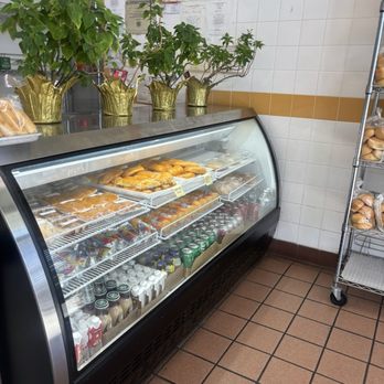 Starbread Bakery - Bakeries Near Me - Fairfield, California Starbread Bakery - Bakeries Near Me - Fairfield, California