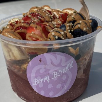 Local Berry - The Local Bowl - Food Trucks Near Me