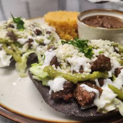 Veroni Cafe - Tostadas de asada
