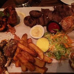 Universo Brasserie & Bar - Universo Beast Board