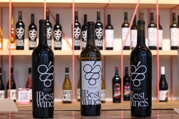 CoCo Noir Wine Shop & Bar by null