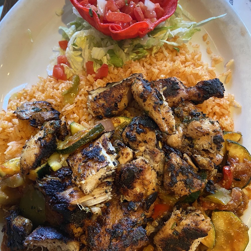 Mi Casa - Arroz con pollo - Mexican Near Me - Costa Mesa, California Mi Casa - Arroz con pollo - Mexican Near Me - Costa Mesa, California