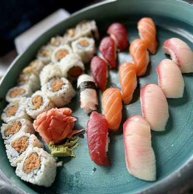 Wakame Sushi & Asian Bistro by null
