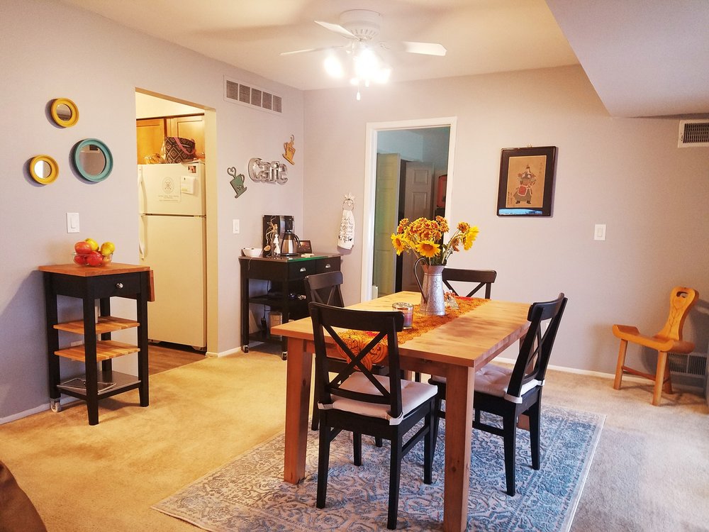 THE LAKE SHORE APARTMENTS Updated August 2024 19 Reviews 2500