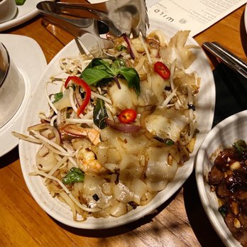 Wild Ginger - Thai Seafood Noodle - Wine Bars Near Me - Bellevue, Washington