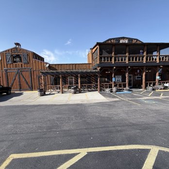 Missouri Hick Barbeque - Outside of the restaurant - Barbeque Near Me - Cuba, Missouri