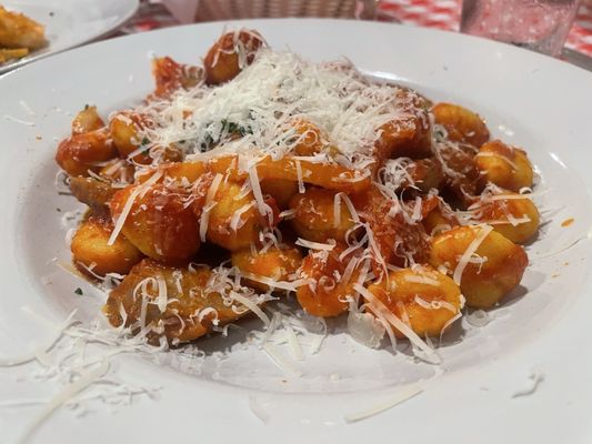 Lola & Giuseppe's Trattoria by null