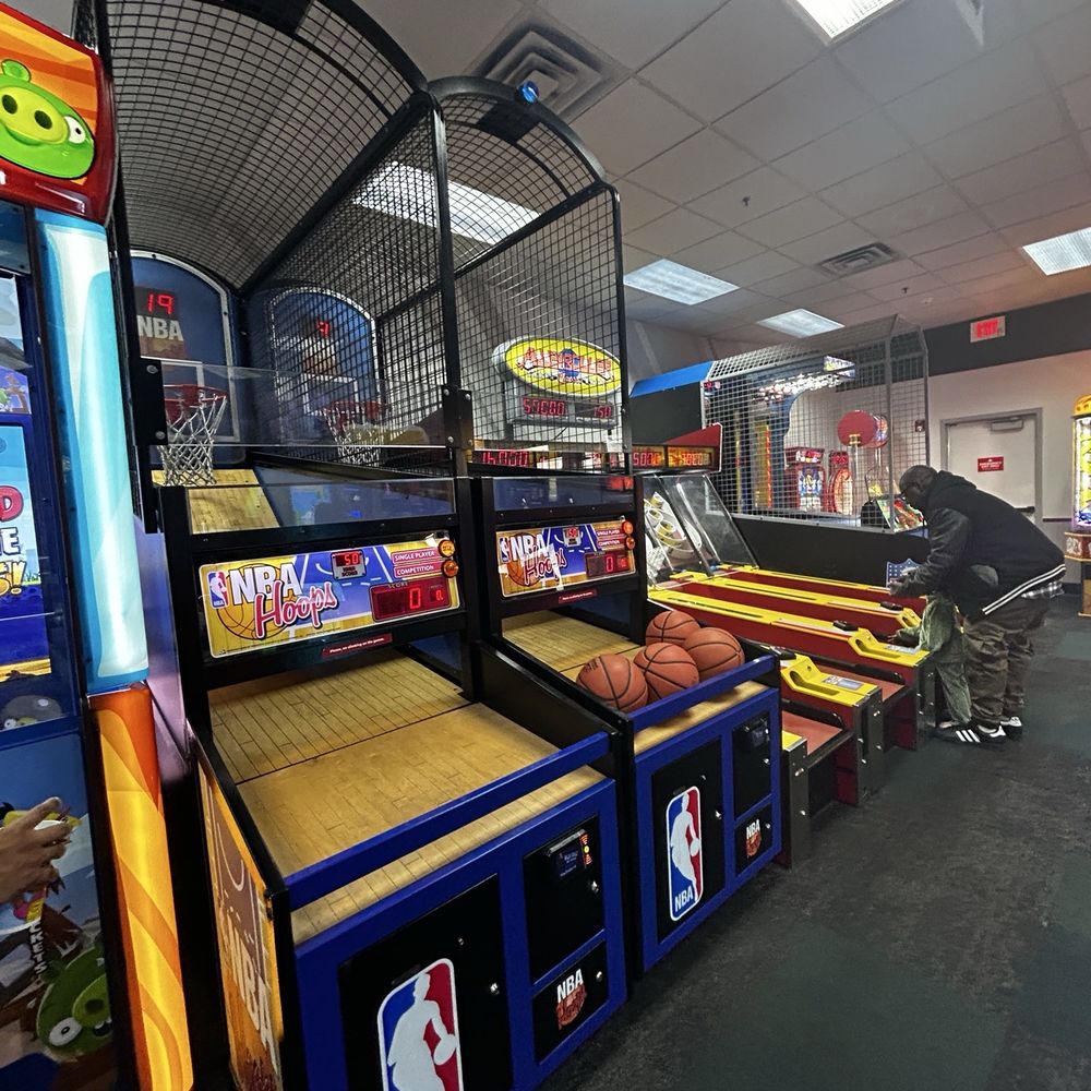 Chuck E. Cheese - Pizza Near Me - Poughkeepsie, New York Chuck E. Cheese - Pizza Near Me - Poughkeepsie, New York