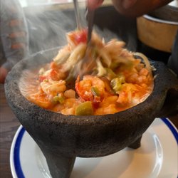 Charlys Place - Shrimp molcajete