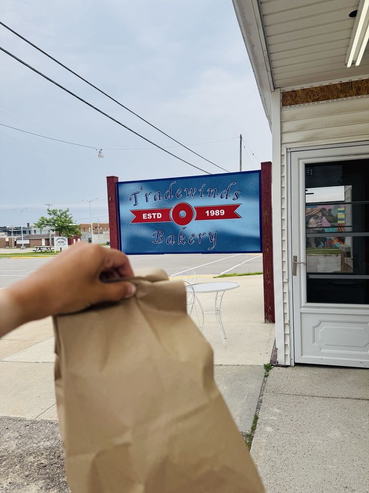 Tradewinds Bakery