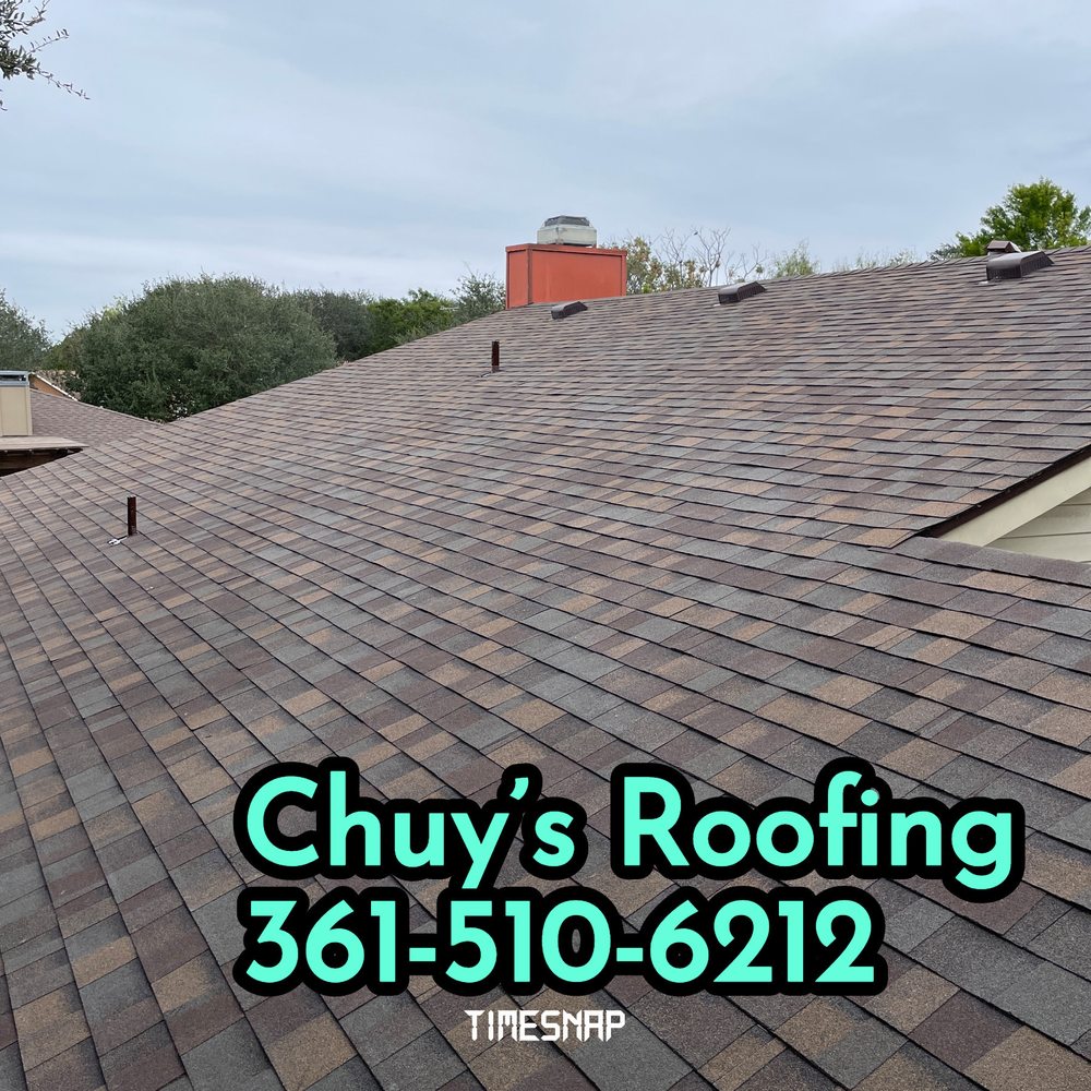Slide of Chuy's Roofing