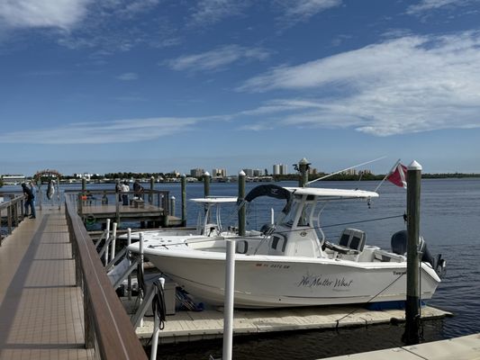 Aunt Catfish's On the River by null