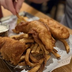 Salt Traders Zilker - Fish and chips