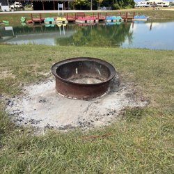 Outdoor Adventures Saginaw Bay Resort - Junk fire pit