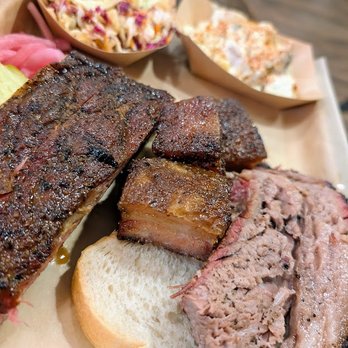 Canyon Joe’s Barbecue - We tried it all!! Hubby devoured his tray before a picture could be taken!! - Barbeque Near Me - Lincoln, Nebraska