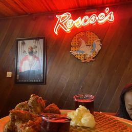 ROSCOE’S HOUSE OF CHICKEN & WAFFLES - HOLLYWOOD - Updated October 2025