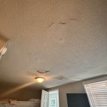 Myrtle Beach Vacation Stations - Bed room ceiling. Under unit that was getting fumigated by bed bugs - Vacation Rental Agents Near Me - Little River, South Carolina