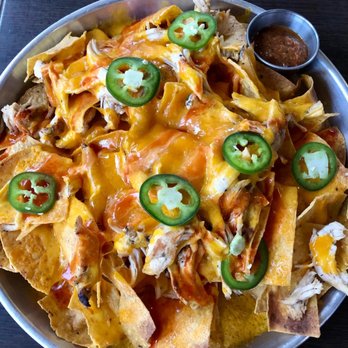 Batch New Southern Kitchen - Chicken nachos - meh! - New American Near Me - Delray Beach, Florida