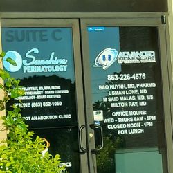 Advanced Kidney Care - Entrance and hours