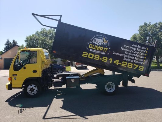 Got Junk? - We remove general junk yard waste, spas, appliances, and more. Book online today and we’ll have your junk removed in no time! Got Junk? - We remove general junk yard waste, spas, appliances, and more. Book online today and we’ll have your junk removed in no time!