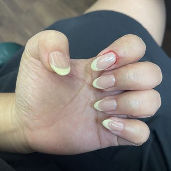 Couture Nails & Spa - Nail Salons Near Me - Pearl City, Hawaii Couture Nails & Spa - Nail Salons Near Me - Pearl City, Hawaii