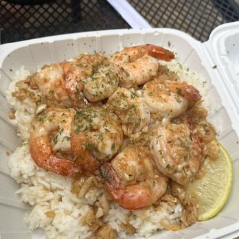 EbiNomi - EbiKahuku (Garlic Shrimps) - Asian Fusion Near Me - Honolulu, Hawaii
