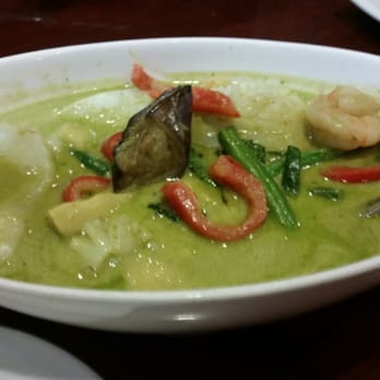 Thai Paradise - Green curry with seafood - Thai Near Me - Folsom, California