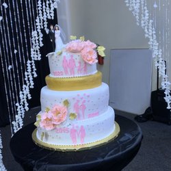 Renee's Custom Cakes - Wedding cake