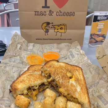 I Heart Mac & Cheese - Best of Both Worlds - Comfort Food Near Me - Pembroke Pines, Florida