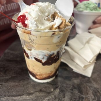 Sundae's Ice Cream & Coffee - Ice Cream & Frozen Yogurt Near Me - Indianapolis, Indiana Sundae's Ice Cream & Coffee - Ice Cream & Frozen Yogurt Near Me - Indianapolis, Indiana