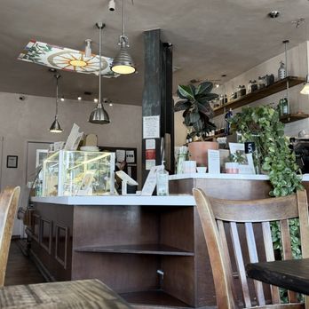 Solar de Cahuenga - Main counter - Breakfast & Brunch Near Me - Los Angeles, California Solar de Cahuenga - Main counter - Breakfast & Brunch Near Me - Los Angeles, California