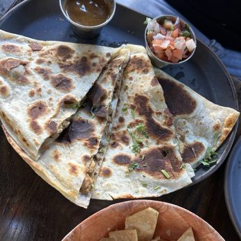 La Puerta - Pollo Asado quesadilla - Mexican Near Me - San Diego, California La Puerta - Pollo Asado quesadilla - Mexican Near Me - San Diego, California