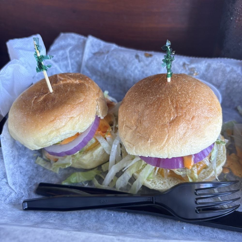 Square Grouper Tiki Bar - Angus beef sliders - Tiki Bars Near Me - Jupiter, Florida Square Grouper Tiki Bar - Angus beef sliders - Tiki Bars Near Me - Jupiter, Florida