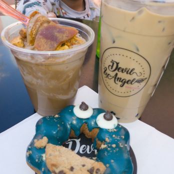 Devil & Angel Desserts - Mochi donut, dalgona affogato, Vietnamese coffee - Ice Cream & Frozen Yogurt Near Me - Glendale, California Devil & Angel Desserts - Mochi donut, dalgona affogato, Vietnamese coffee - Ice Cream & Frozen Yogurt Near Me - Glendale, California