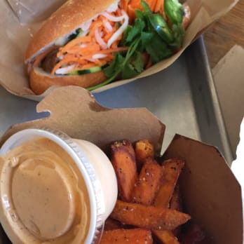 Bun Mee - Lemongrass pork and sweet potato fries - Vietnamese Near Me - San Francisco, California Bun Mee - Lemongrass pork and sweet potato fries - Vietnamese Near Me - San Francisco, California