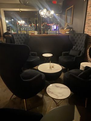 District Wine by null