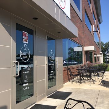 Sally's Cafe - Outside - Cafes Near Me - Sterling, Virginia
