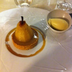 Le Bourgogne - Tartelette poire, chocolat, caramel beurre salé... Divin!