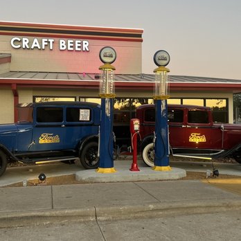 Ford's Garage Plano - Burgers Near Me - Plano, Texas Ford's Garage Plano - Burgers Near Me - Plano, Texas